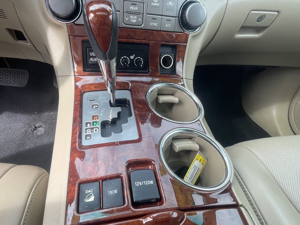 Photo 23 of this TOYOTA HIGHLANDER