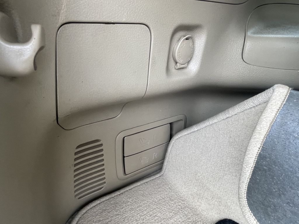 Photo 34 of this TOYOTA HIGHLANDER