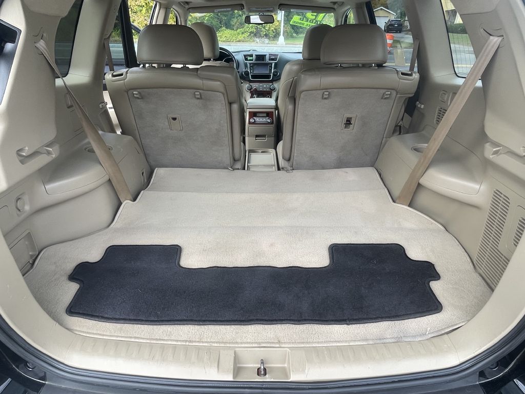Photo 42 of this TOYOTA HIGHLANDER