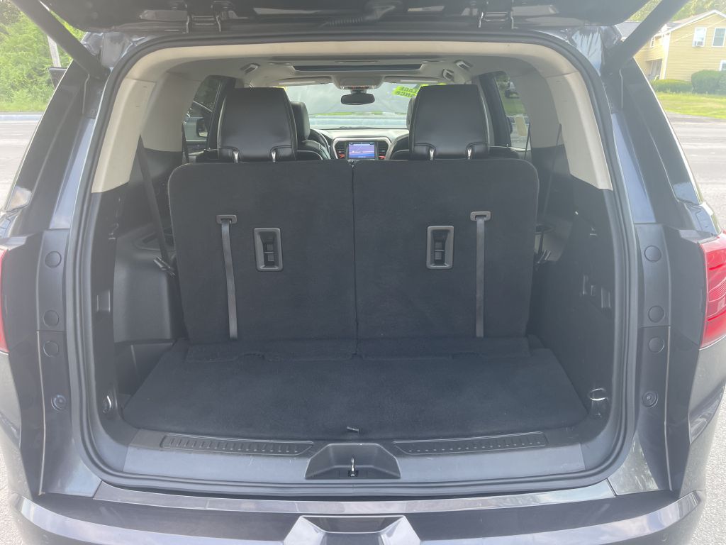 Photo 32 of this GMC ACADIA