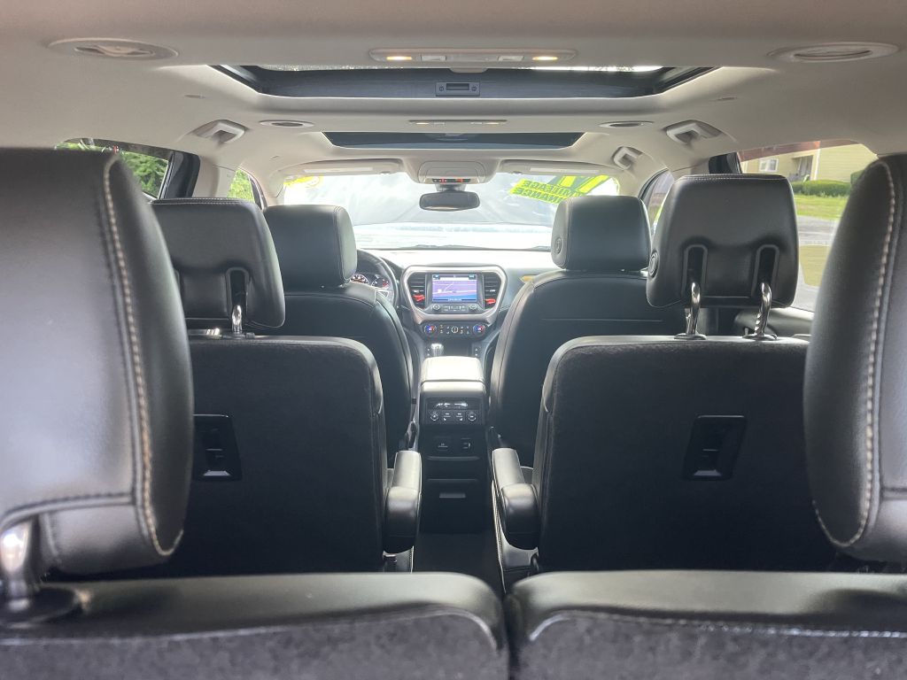 Photo 31 of this GMC ACADIA