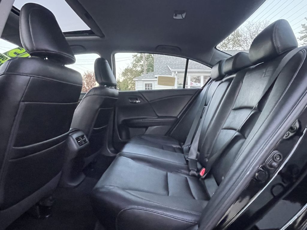 Photo 11 of this HONDA ACCORD