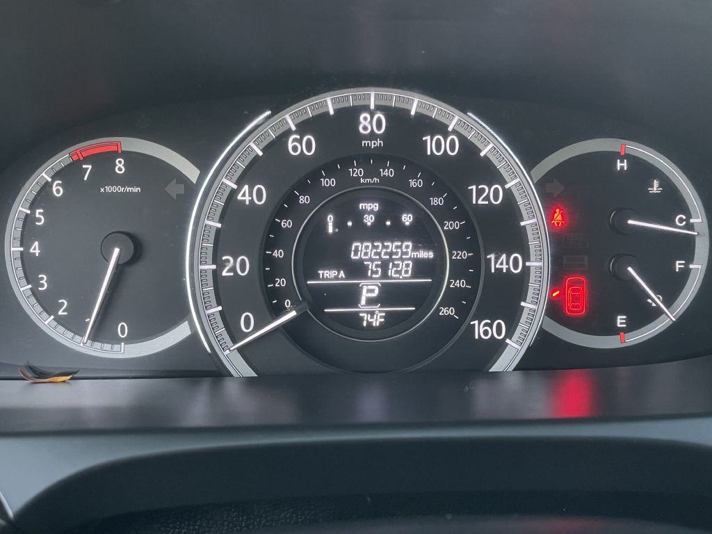 Photo 15 of this HONDA ACCORD