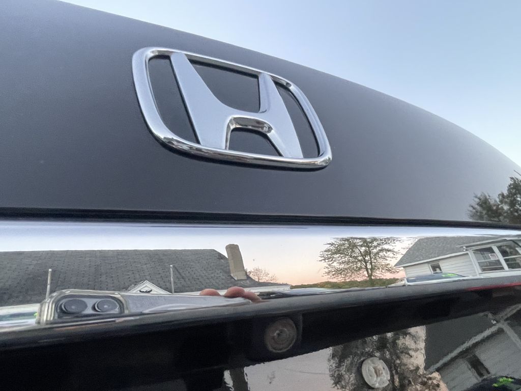 Photo 31 of this HONDA ACCORD