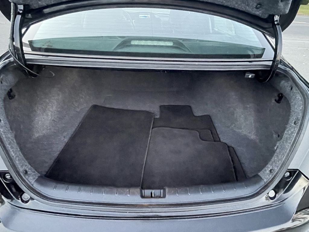 Photo 33 of this HONDA ACCORD