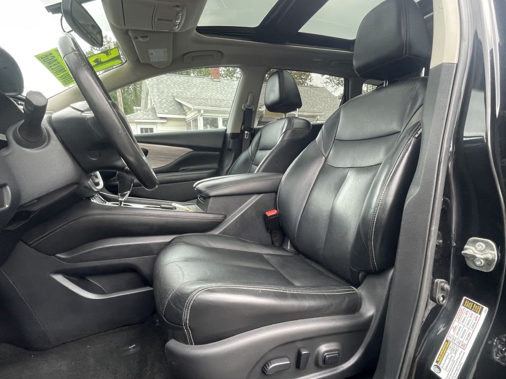 Photo 9 of this NISSAN MURANO