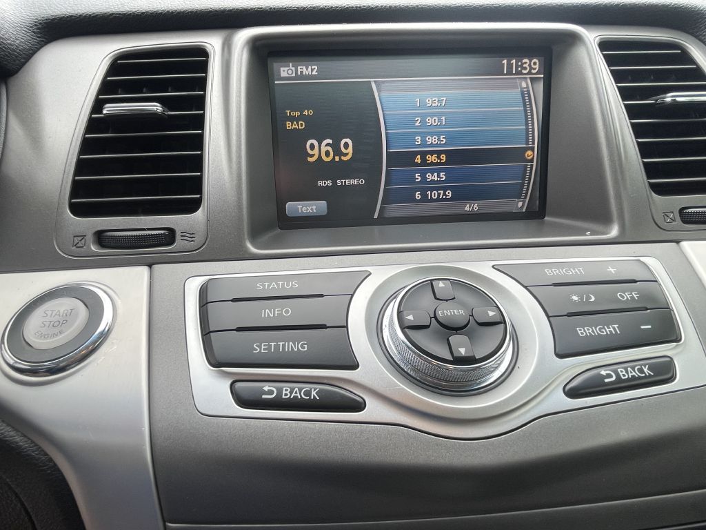 Photo 16 of this NISSAN MURANO