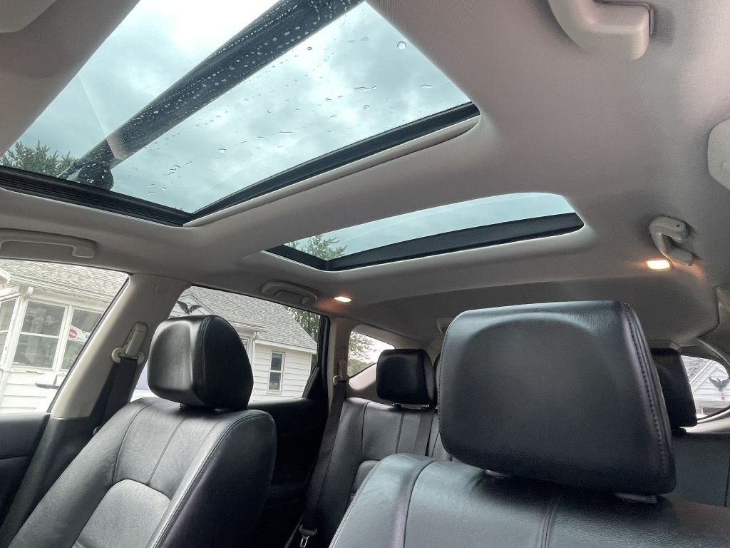 Photo 23 of this NISSAN MURANO