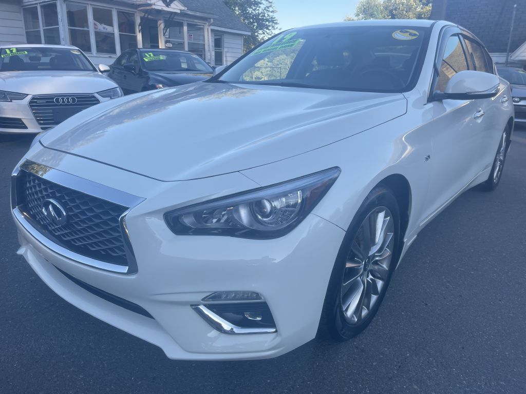 Photo 3 of this INFINITI Q50