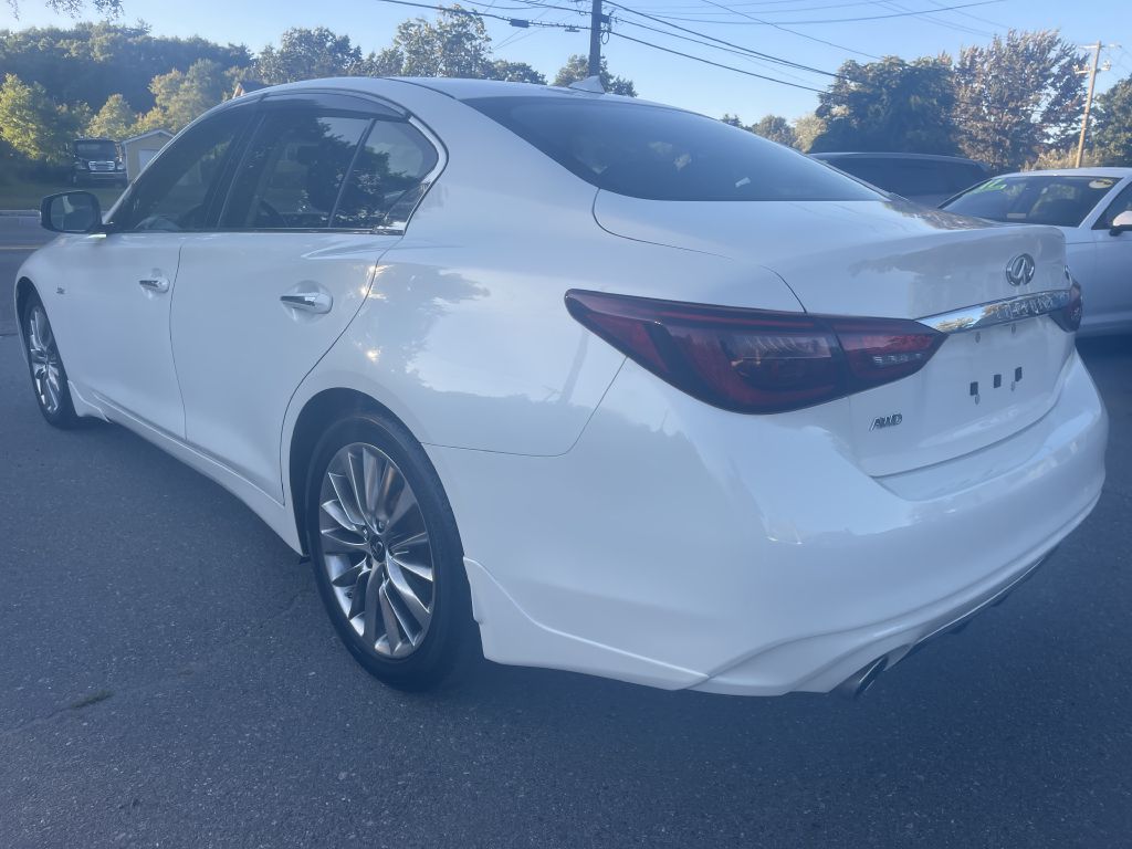 Photo 5 of this INFINITI Q50