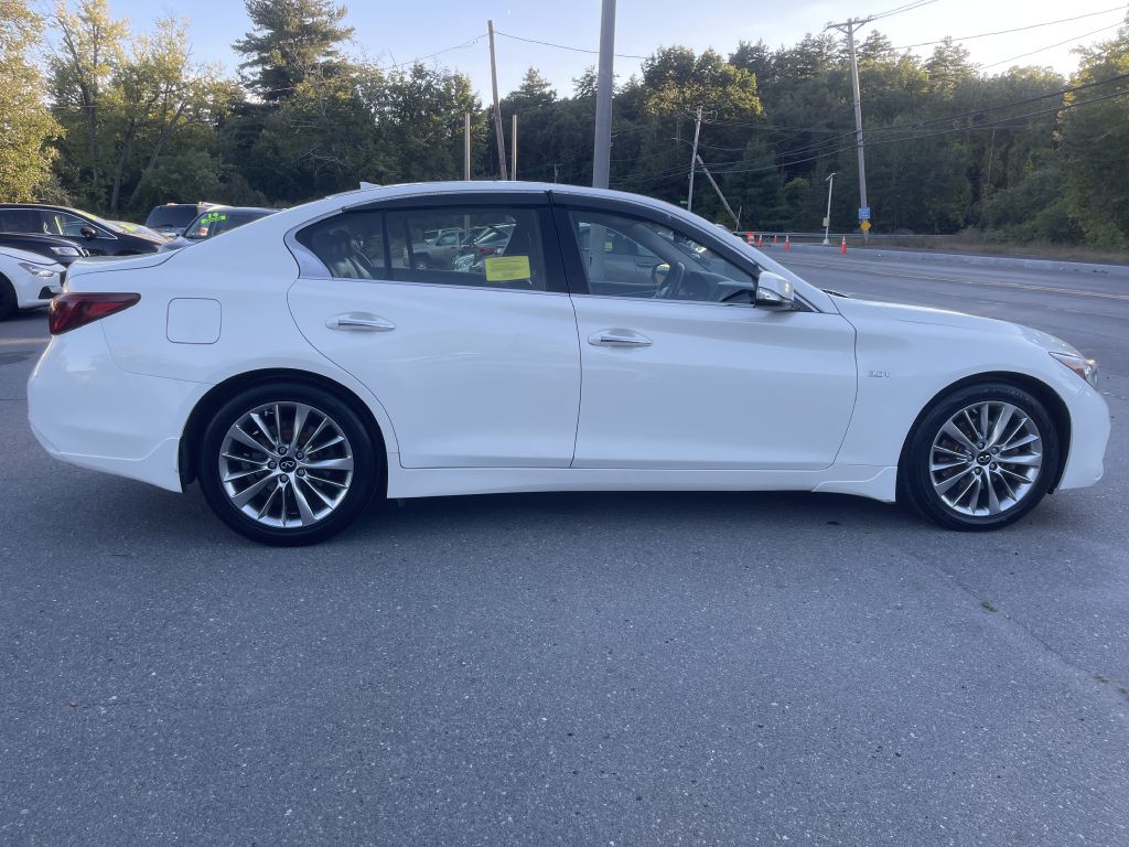 Photo 8 of this INFINITI Q50