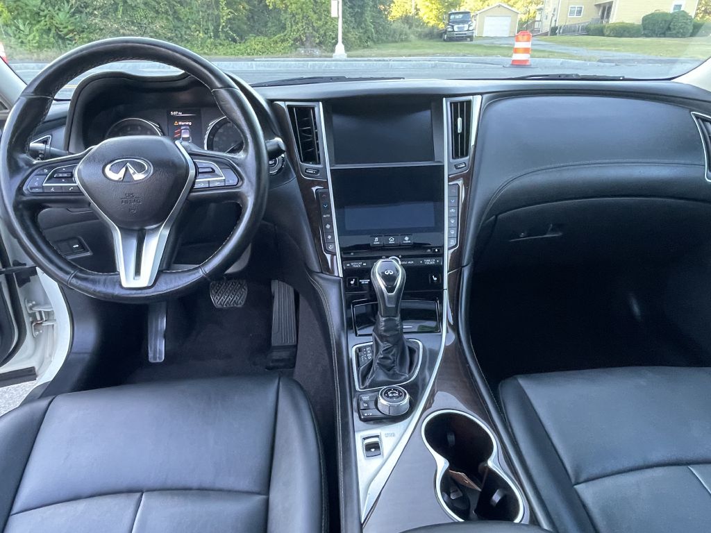 Photo 11 of this INFINITI Q50