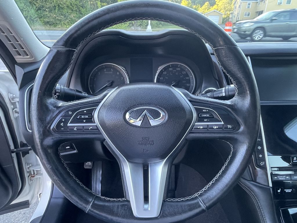 Photo 12 of this INFINITI Q50