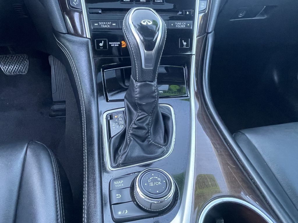 Photo 18 of this INFINITI Q50