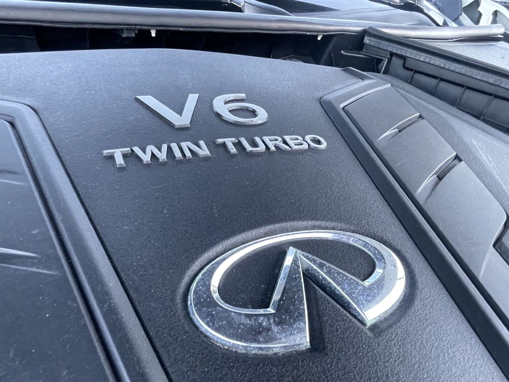 Photo 35 of this INFINITI Q50