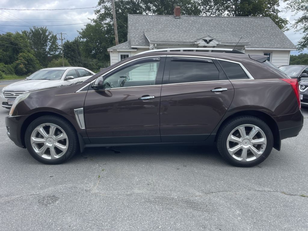 Photo 4 of this CADILLAC SRX4
