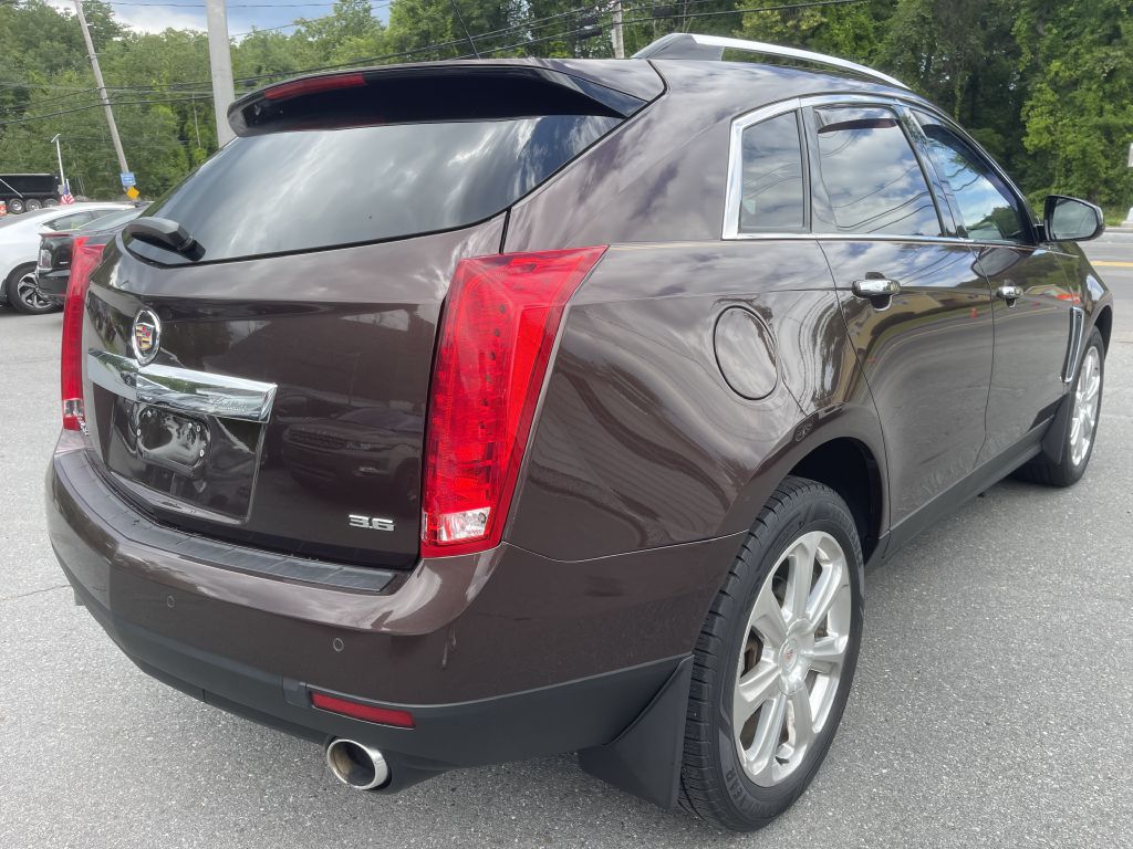 Photo 7 of this CADILLAC SRX4
