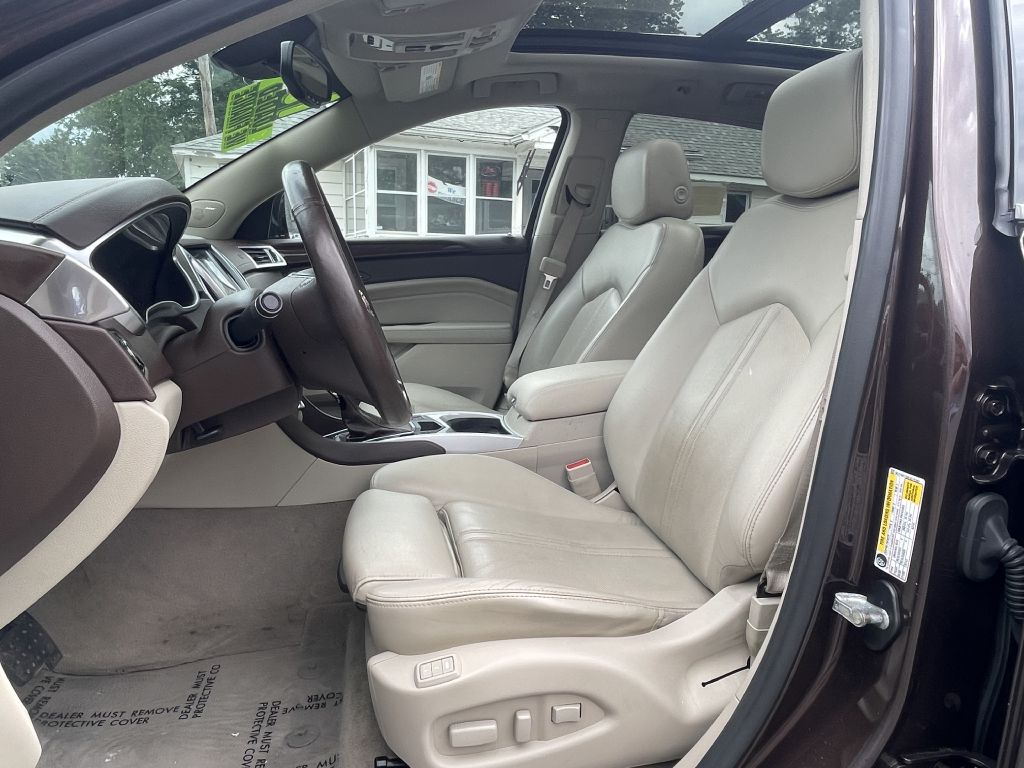 Photo 9 of this CADILLAC SRX4