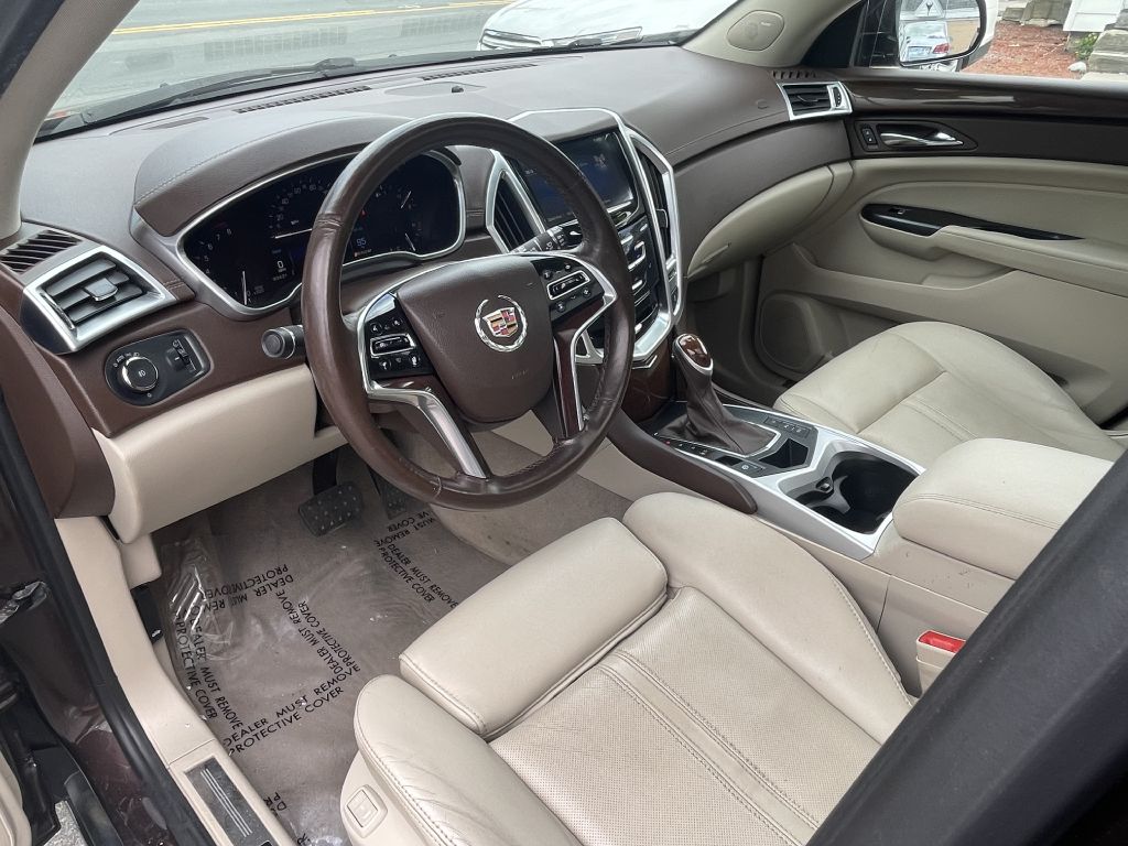 Photo 10 of this CADILLAC SRX4