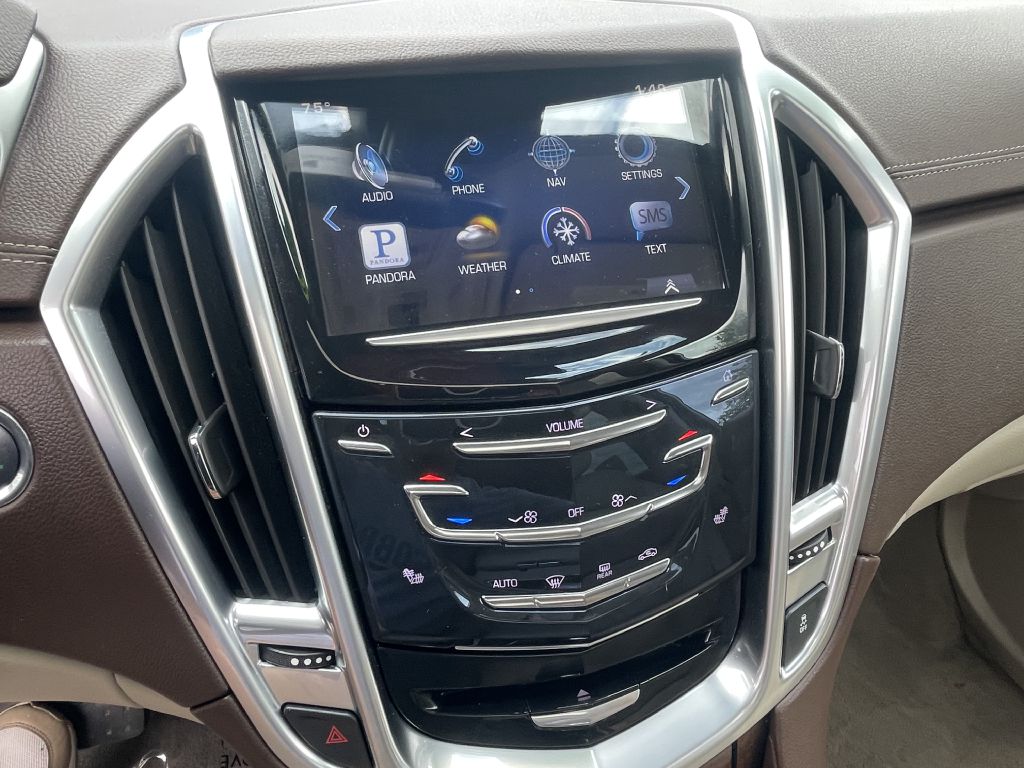Photo 14 of this CADILLAC SRX4