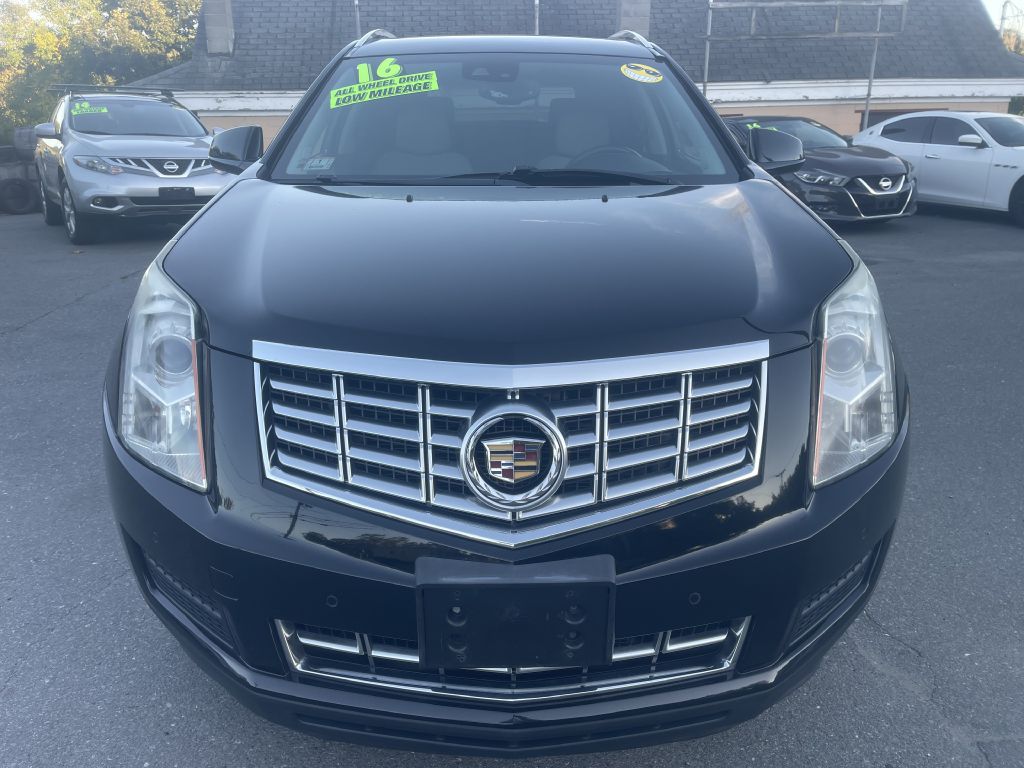 Photo 2 of this CADILLAC SRX4