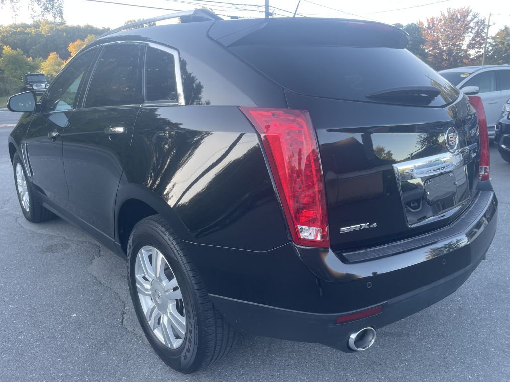 Photo 5 of this CADILLAC SRX4