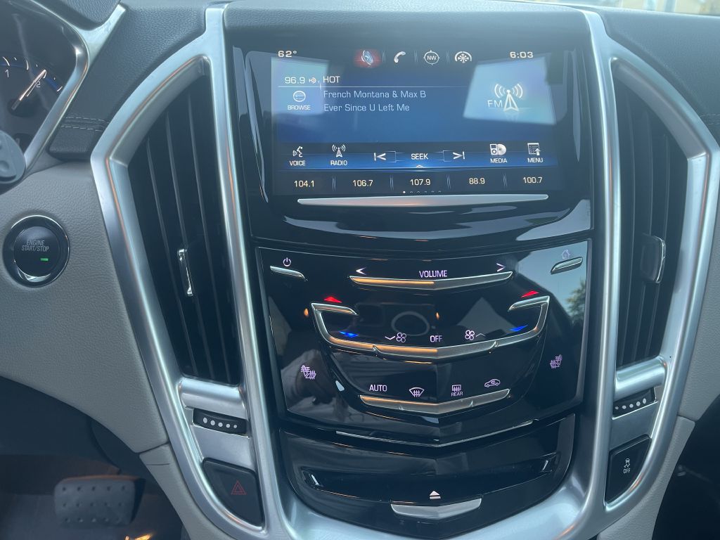 Photo 16 of this CADILLAC SRX4