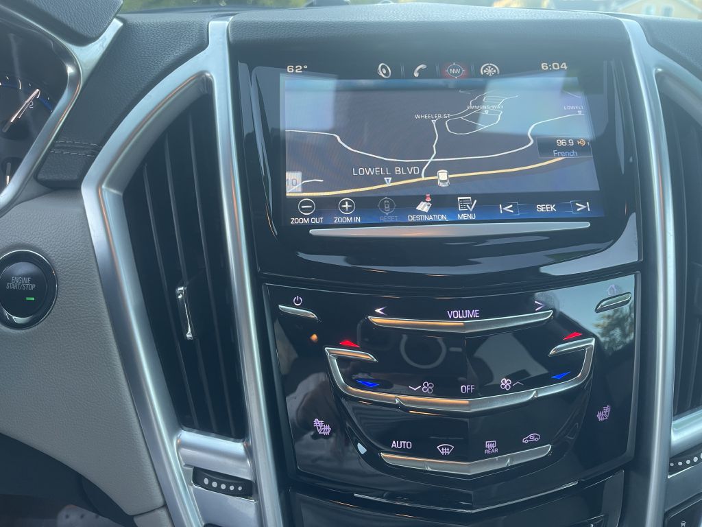 Photo 17 of this CADILLAC SRX4