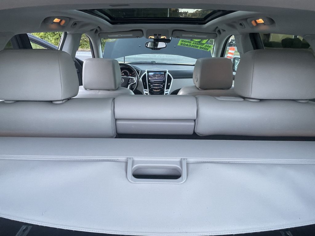 Photo 36 of this CADILLAC SRX4