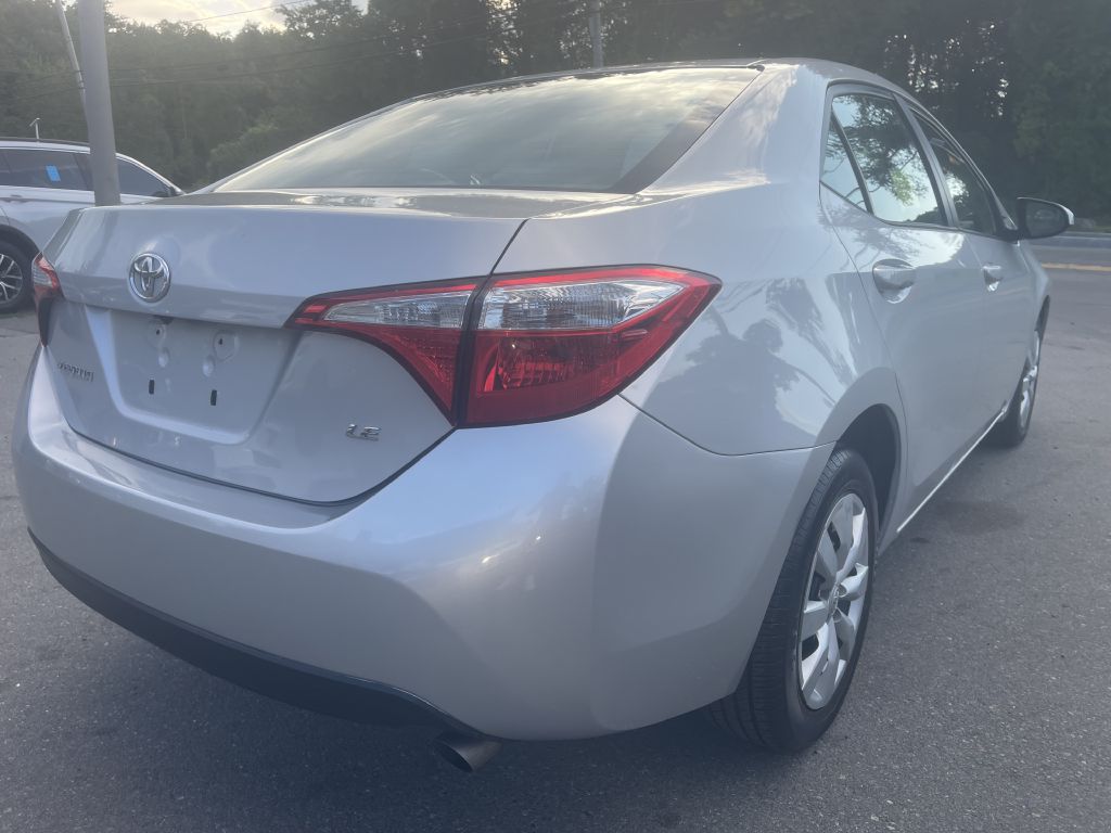 Photo 7 of this TOYOTA COROLLA