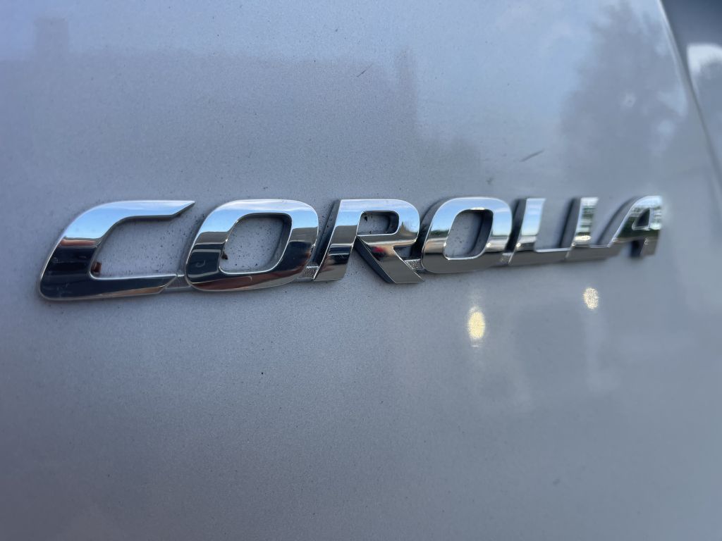 Photo 23 of this TOYOTA COROLLA