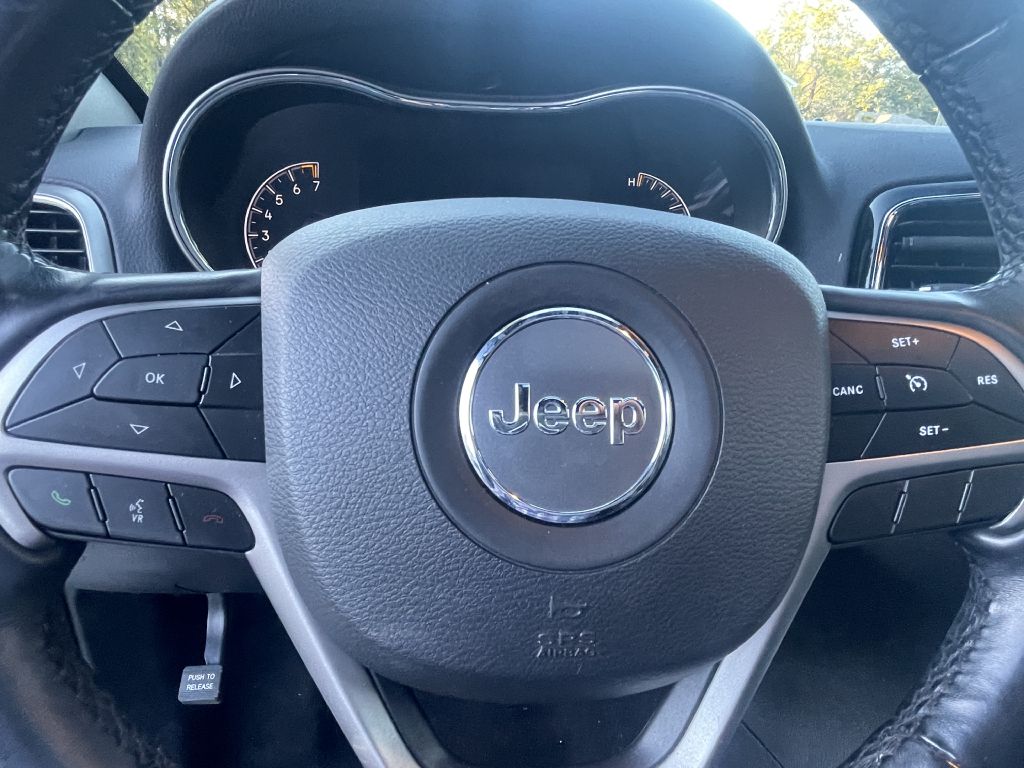 Photo 14 of this JEEP GRAND CHEROKEE
