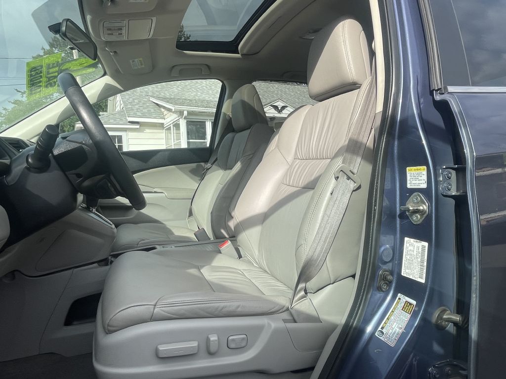 Photo 9 of this HONDA CR-V