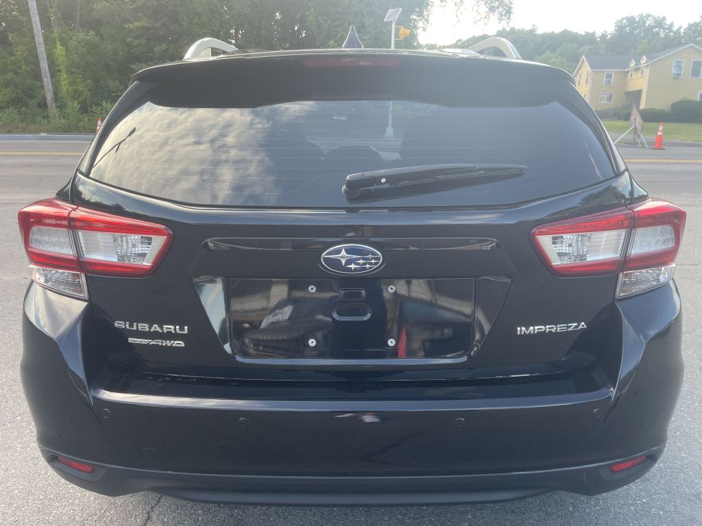 Photo 6 of this SUBARU IMPREZA
