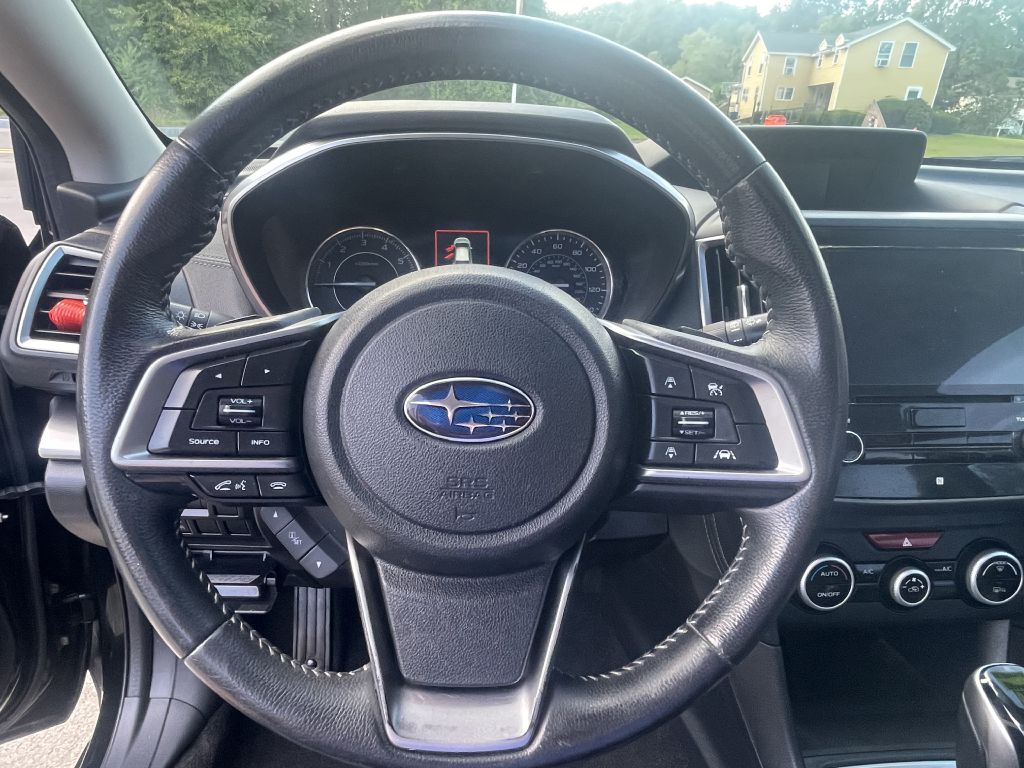 Photo 13 of this SUBARU IMPREZA