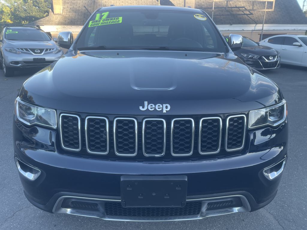 Photo 2 of this JEEP GRAND CHEROKEE