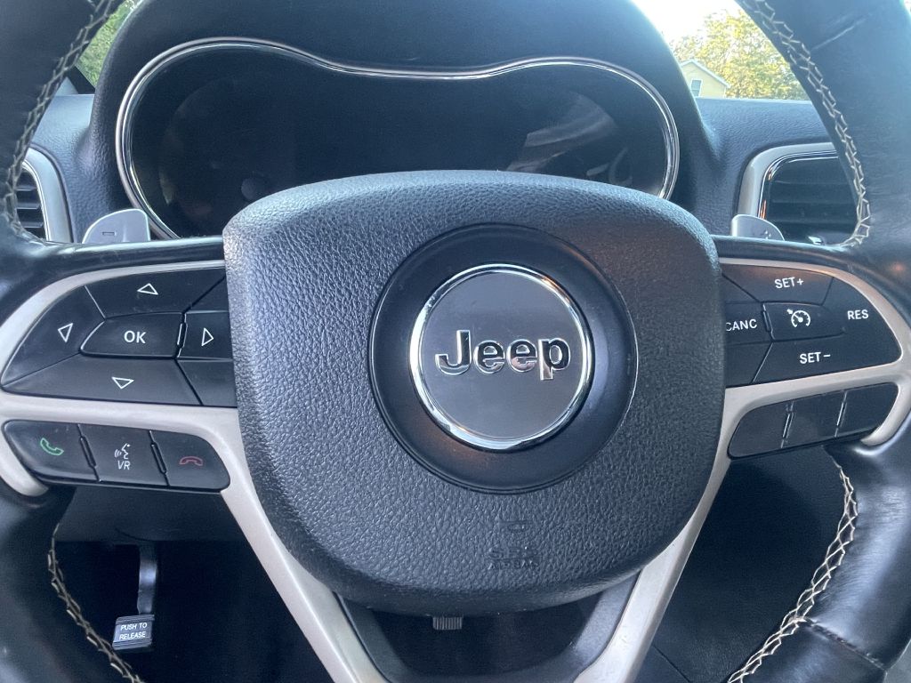 Photo 13 of this JEEP GRAND CHEROKEE