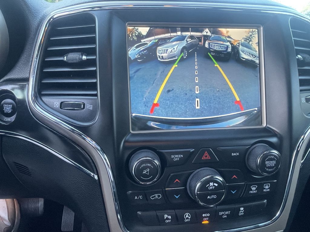 Photo 17 of this JEEP GRAND CHEROKEE