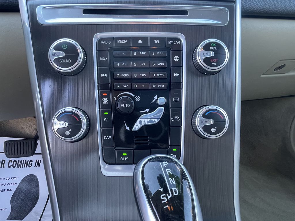 Photo 14 of this VOLVO XC60