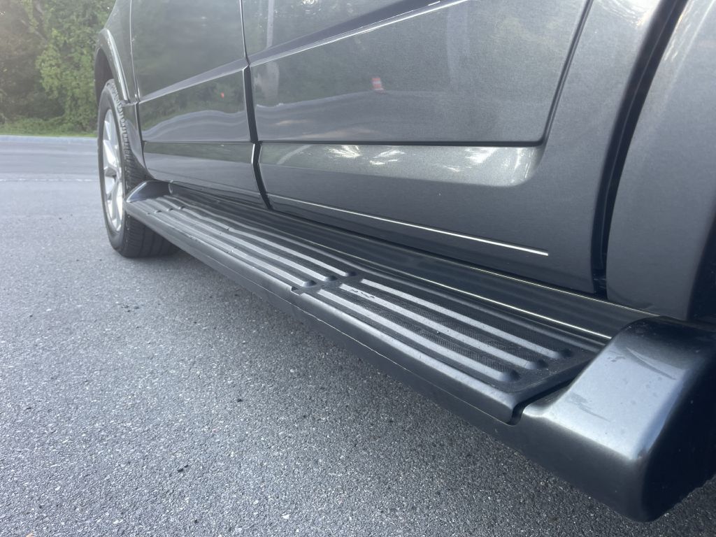 Photo 25 of this FORD EXPEDITION