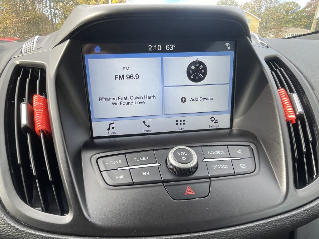 Photo 16 of this FORD ESCAPE