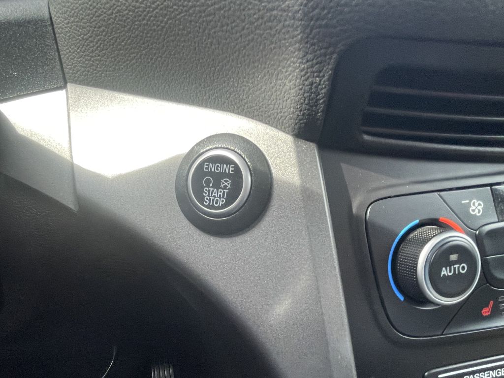 Photo 19 of this FORD ESCAPE