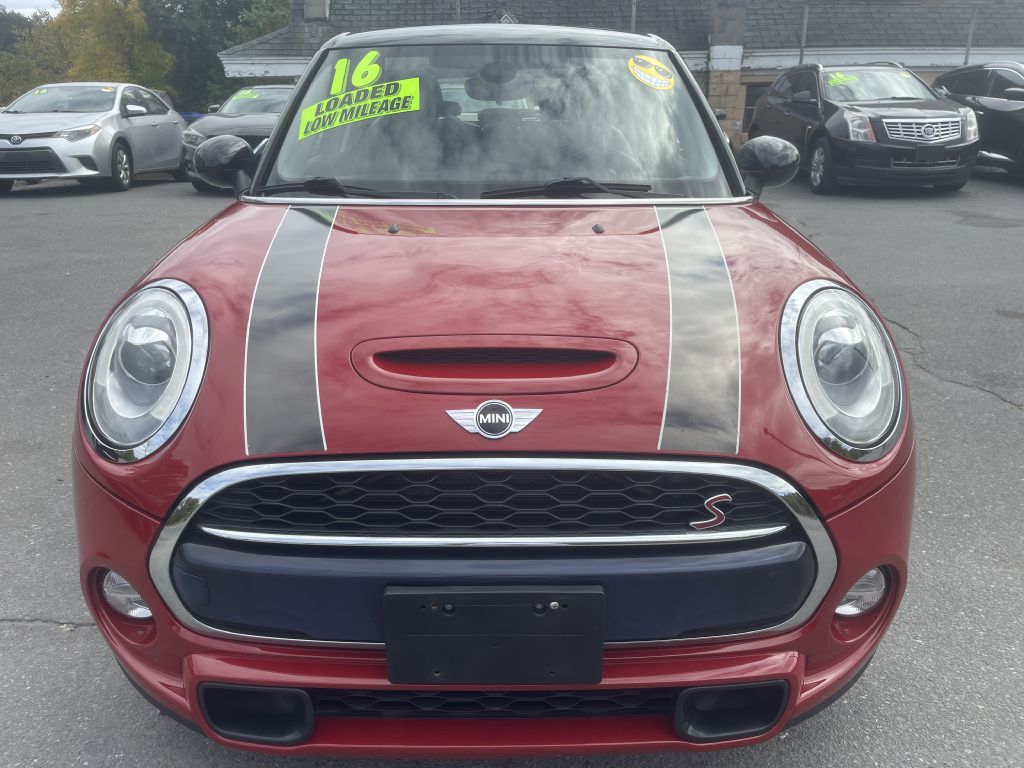 Photo 2 of this MINI COOPER