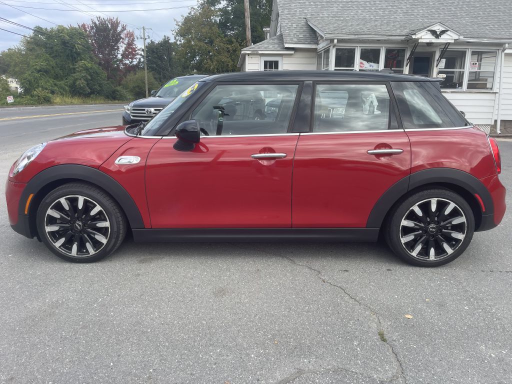 Photo 4 of this MINI COOPER