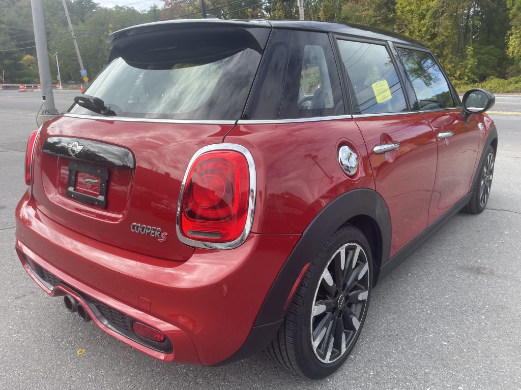 Photo 7 of this MINI COOPER