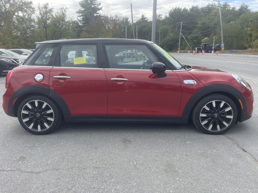 Photo 8 of this MINI COOPER