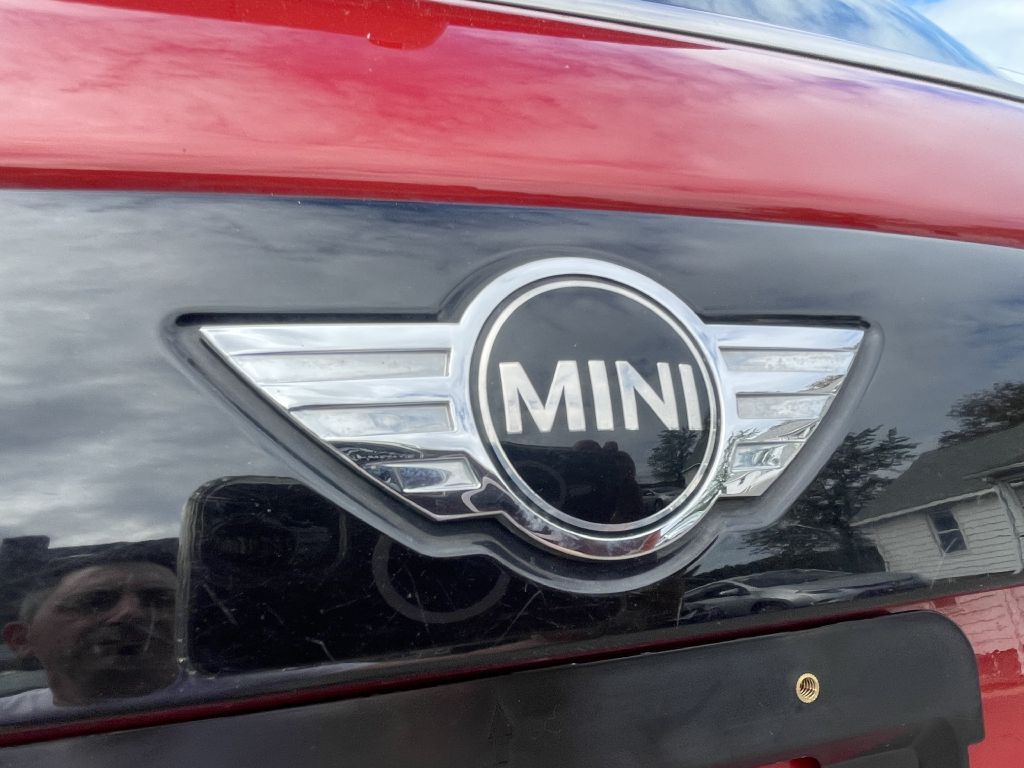 Photo 31 of this MINI COOPER