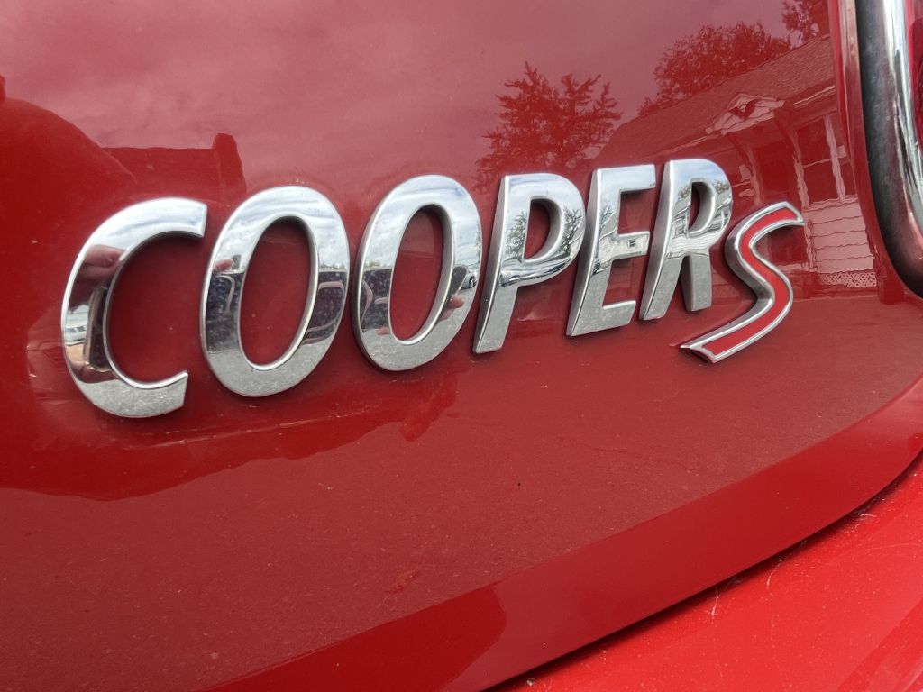 Photo 32 of this MINI COOPER