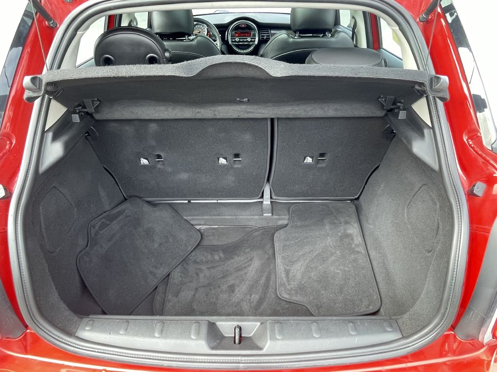 Photo 33 of this MINI COOPER