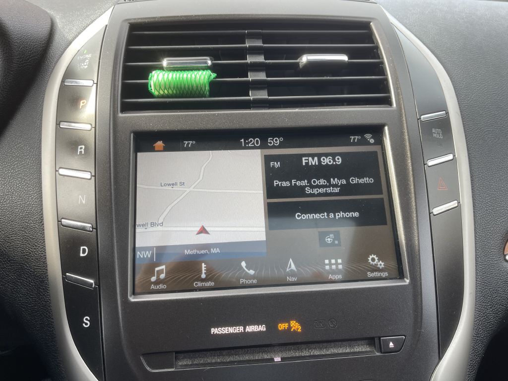 Photo 16 of this LINCOLN MKC